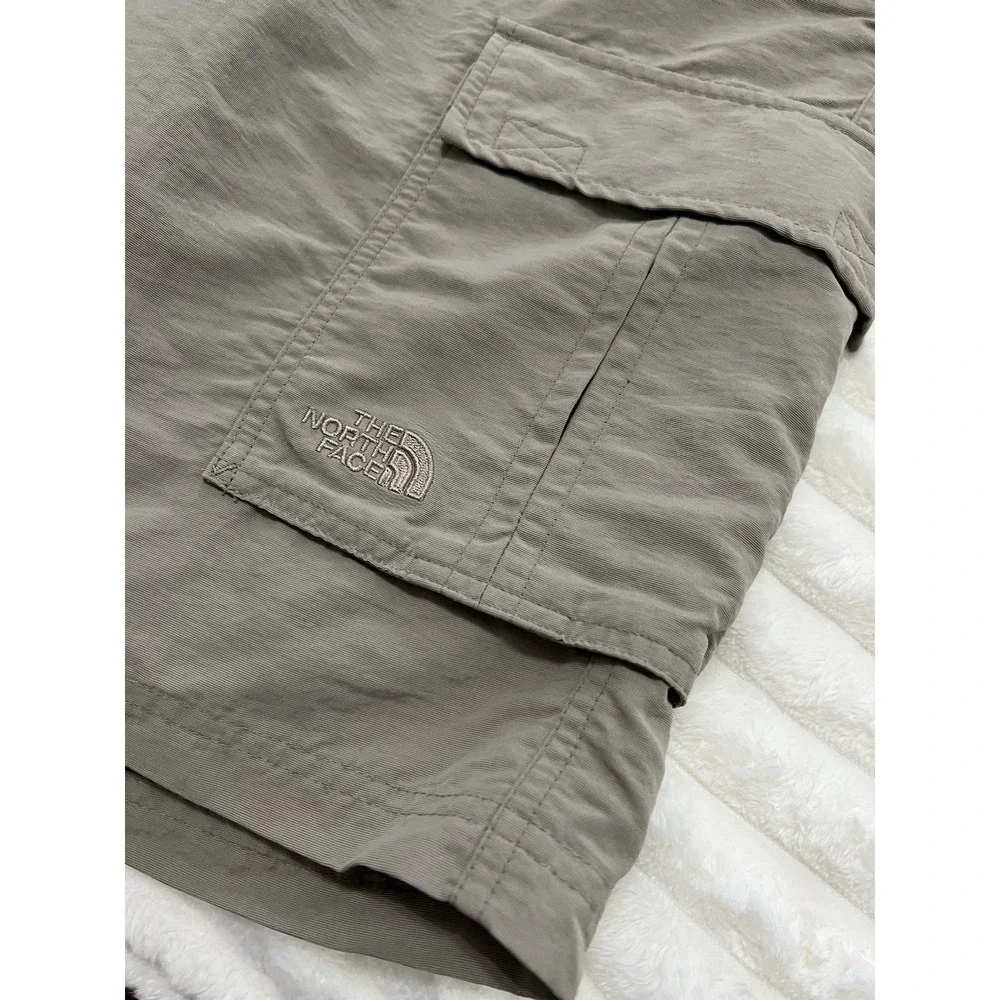 The North Face Cargo Shorts Mens Beige Nylon Hiking Camping Outdoor  Size‎ L